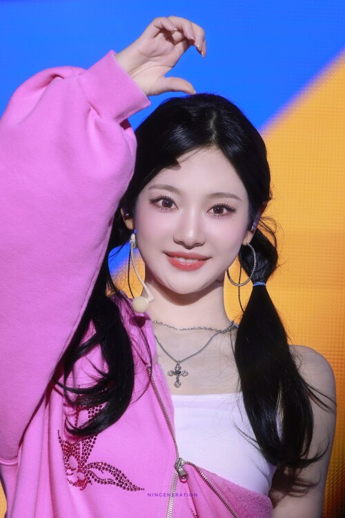 GlsRFMfXUAAVNl7c09d85be2eb0009