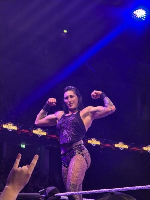 GmMPJG X0AAssOK75a2ee4d5f1c5204