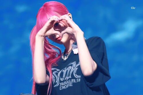 GmVpHIaa8AE QYn5ef8b758e31d956b