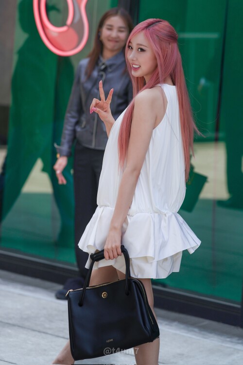 GnBODznaMAAAQlA4c1335d361c58993