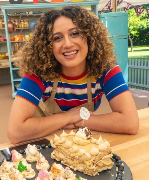 GoSr4O XkAArNB947882305434911f1