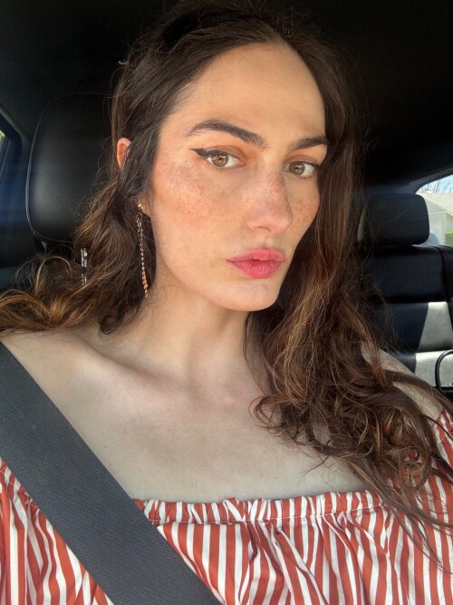 GoSzQyEXMAAvAVb 10f43d6eb1934a6fe