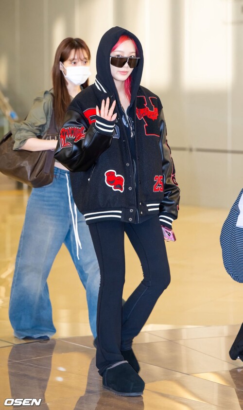 GoX4gkPWIAA0zLl400475e63176f121