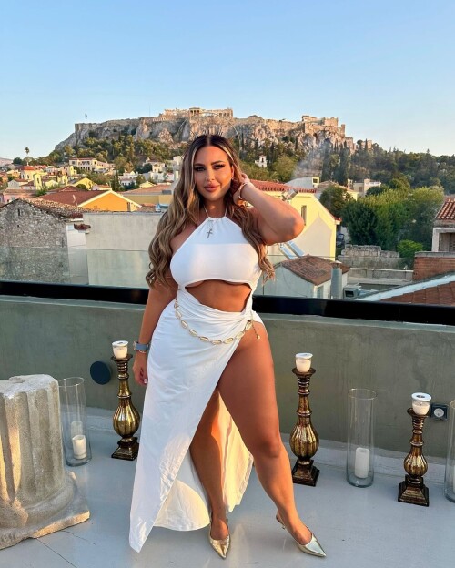 Gods Goddess night with the most insane view of the Acropolis 1b65f7558d45a41dd