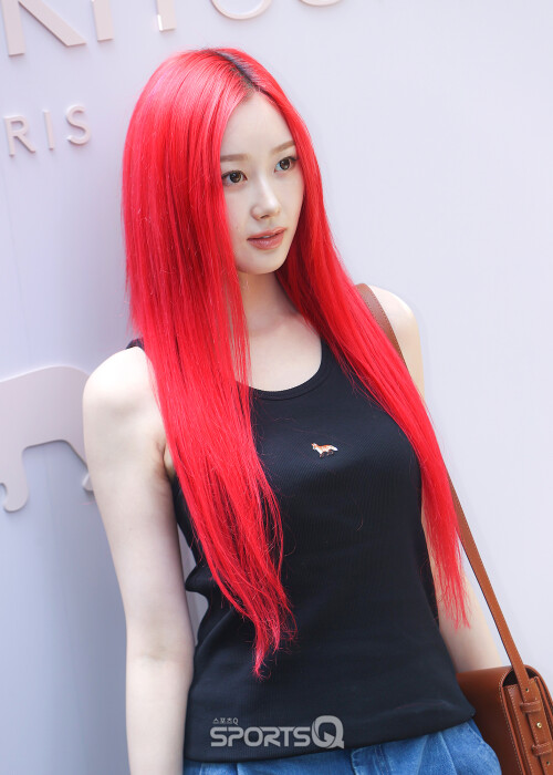 GpRVklua8AAh6G8f651e72d381dcba6