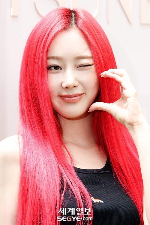 GpRfHTsW0AA204B3b203b3fd68d7e18