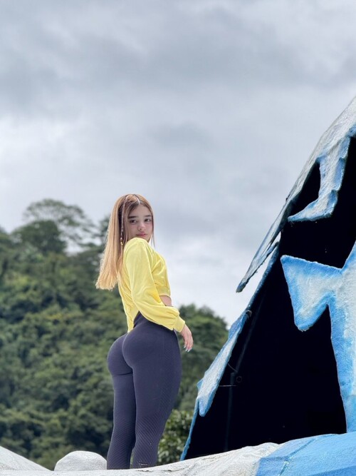 Gpv vDJWMAA6oWc2aec230163156885