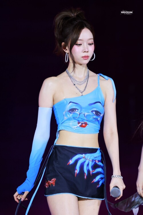 Gq VsOvaMAAsVDye02322dae76f1f22