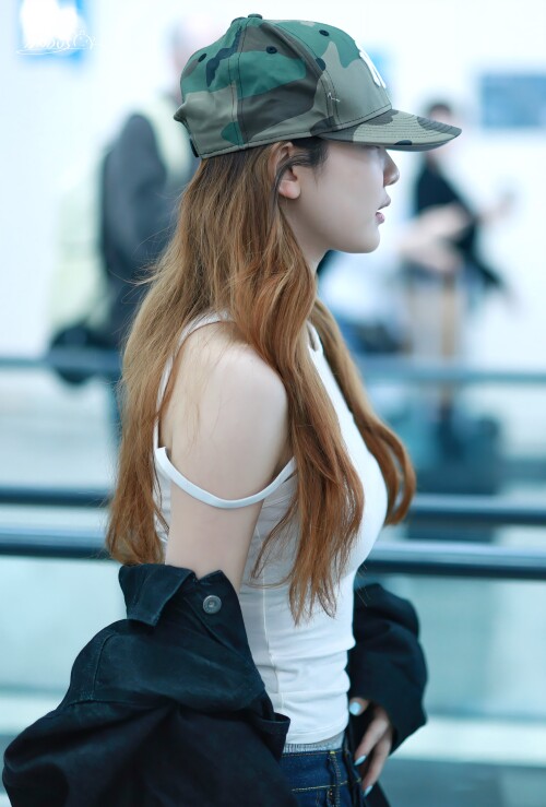 GqgXZaXbcAEi e127393e470c2e32df