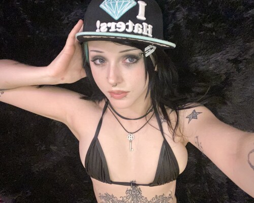 GqnrtpRWUAA4a M50d3cf989b0b354a