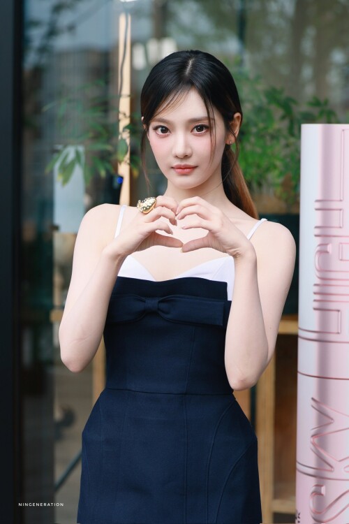 Gr7y38WXAAACuUm020b2ee335fefeb9