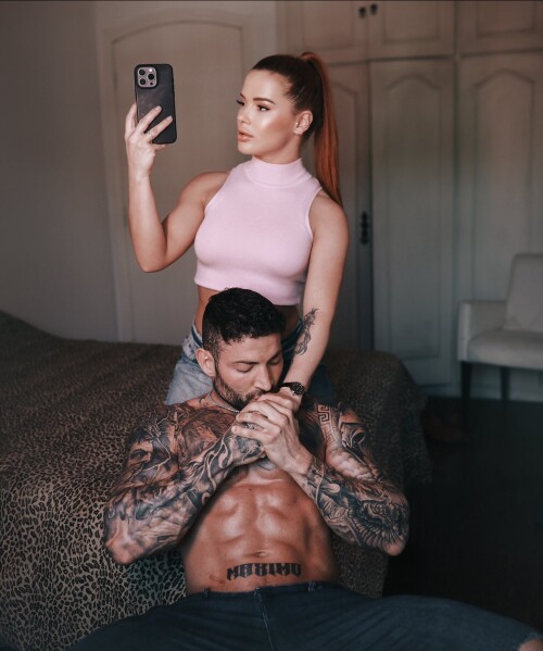 GrTpVtFXcAAreos81b07fada8086e20