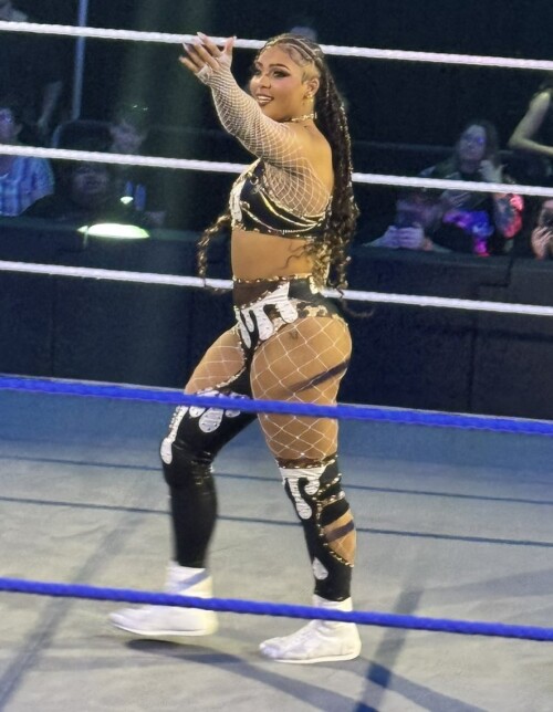 Gr 5mctXAAAtuHTc423e163cf85a645