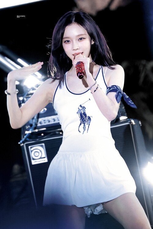 Gre q4iagAEWa2m37f3581fb5eb3ae1