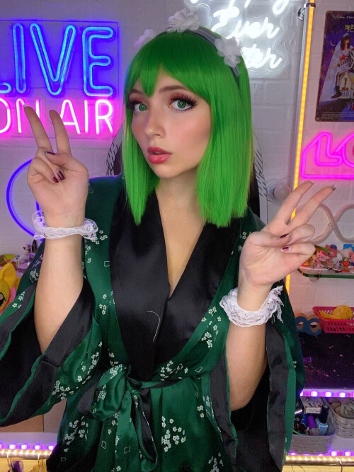 Green Lady 5fcaa9eb9127264cc