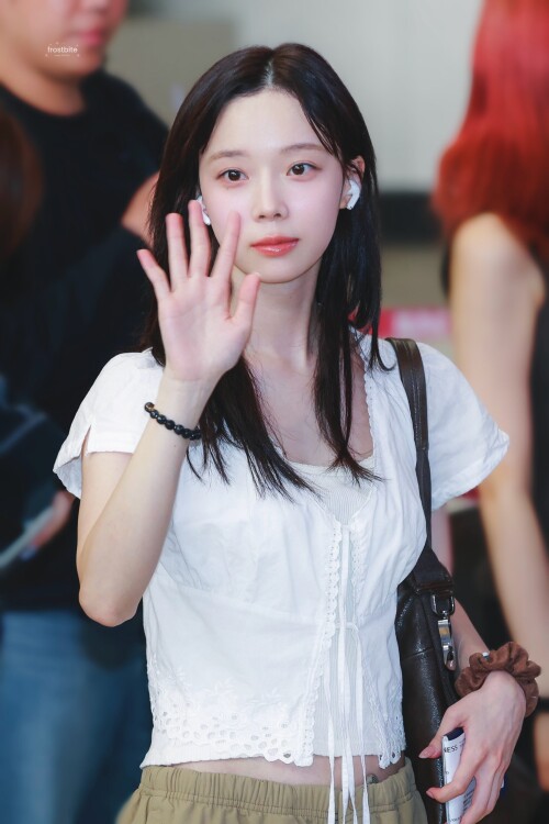 GrrEJglWAAAtSEBcd21529fdae3af63