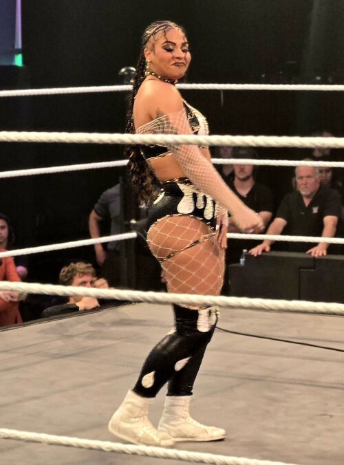 GsAUFZ6WsAA22Wedde88400361680bd