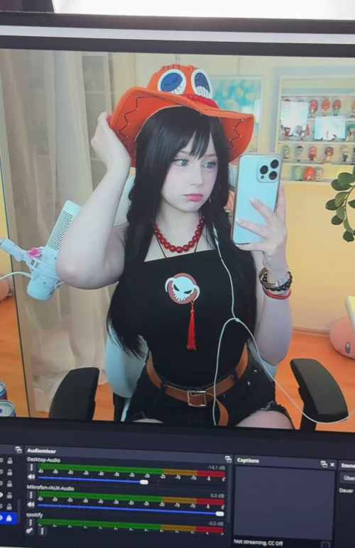 GsDZI6dXcAAgUFi9007daccd51a8987