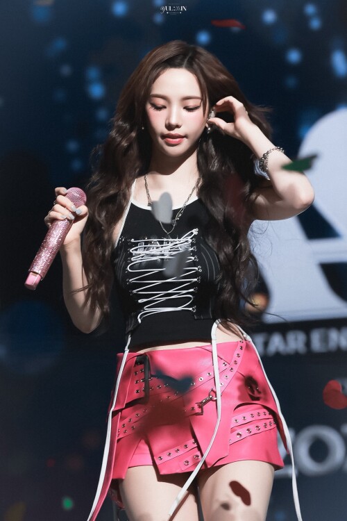 GsF3D MaUAAjfAF0e53f7e39622c607