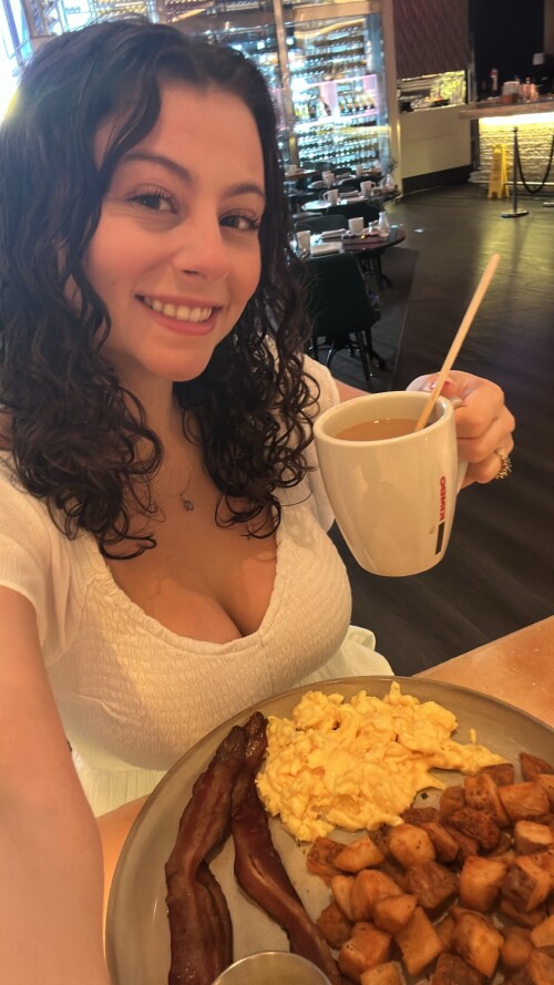 GsH9SbdXcAAmjEWa50133e824454df8