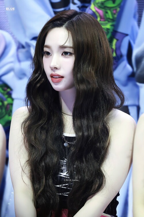 GsKGhdMXgAAfUZyc76a451f6df9a85b