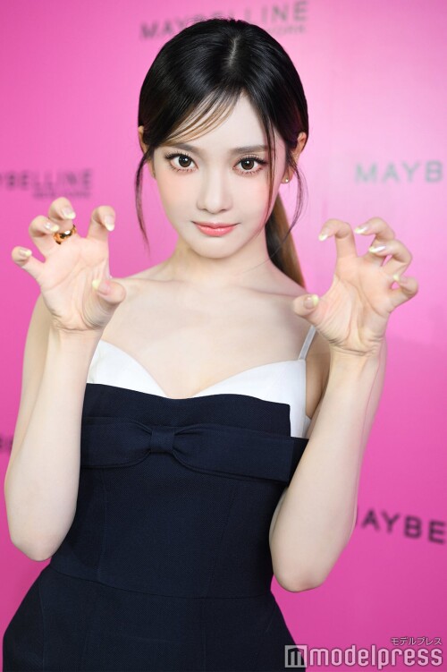 GskHrKYbUAAem0v2731b601ff3cc1b3