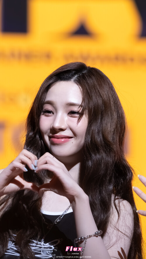 GsncI9vasAMPcOc7352c71176a81578