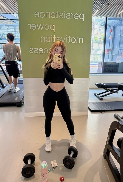 GsqCH1hbkAAxmRP7fb16b3ac0846e91