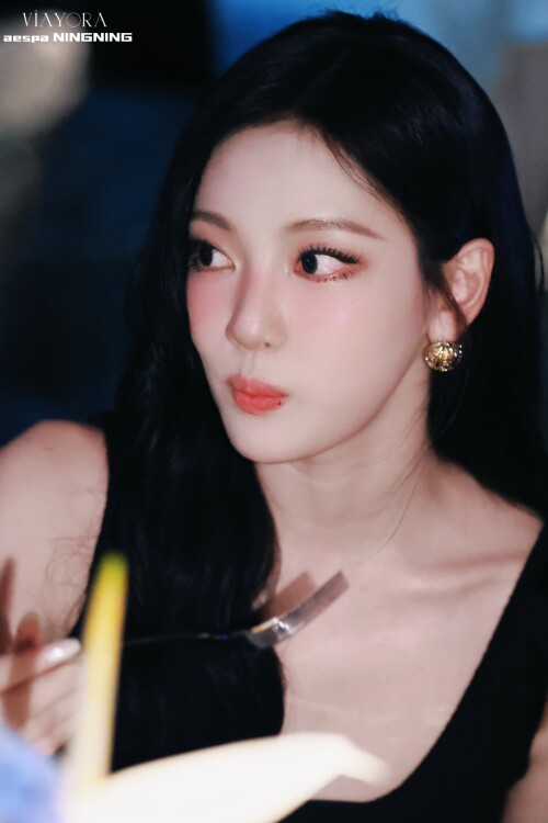 Gsxo4Bua0AEvUG882e3a0bd60e403bb