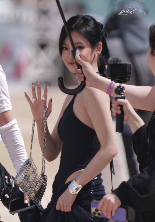 GszkDHkaMAAS3Cz5bda7716b96ff2f8