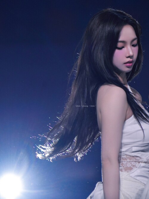 Gt2qaI2XsAA6n1C9c39e7be74ea8481