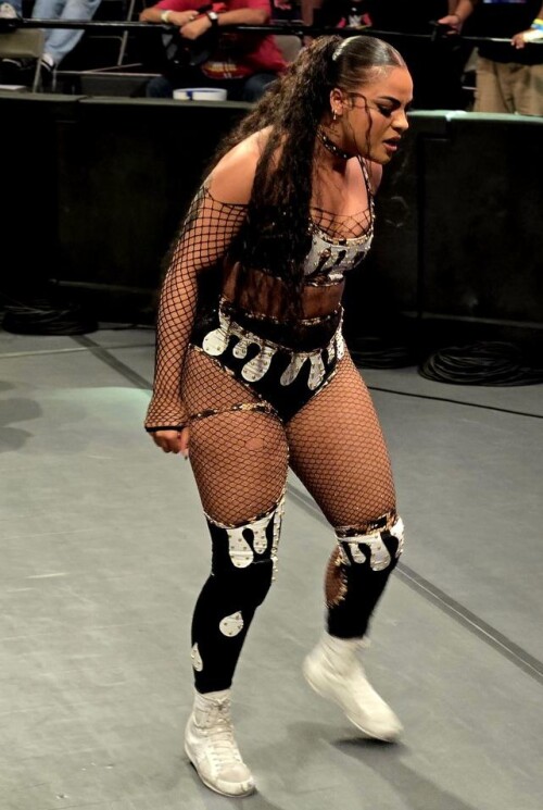 Gtr1vUSXgAA3t Kd64c03affcd134ef