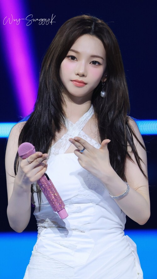 GuC4A2zXsAAuzlx1467ebf50a3f82e3