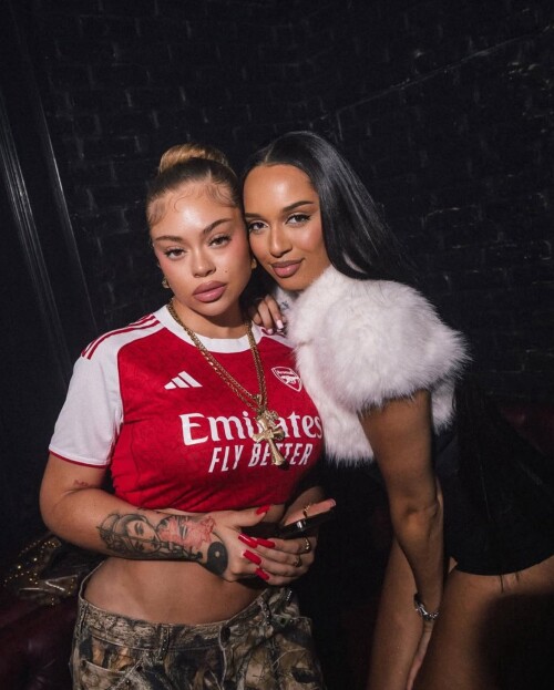 GuN s4CXIAEb 9T664a746cbdf62390