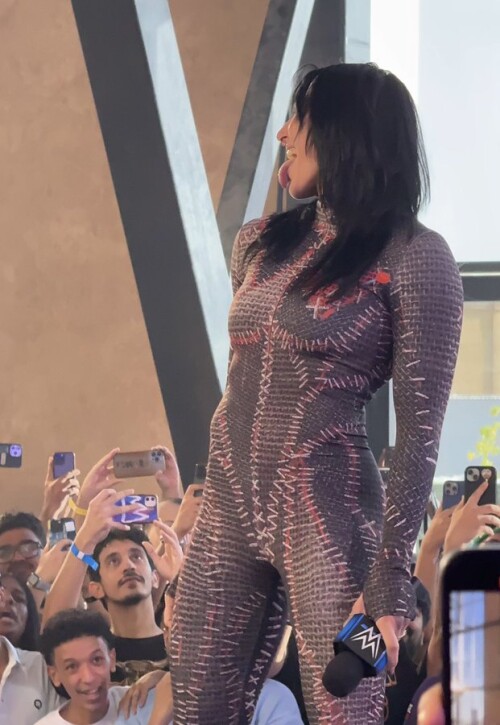 GudyQA5WEAAJEKAe33a60d98b18a2ab