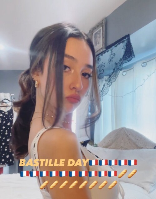 Gv1 bRWwAE zWm64419c40beaf209f