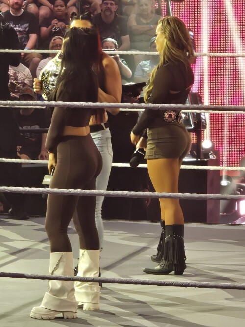 Gv8wT sWcAAnk0o7383d7de62594361