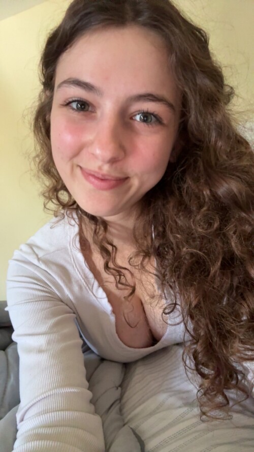 GvYnxBYWkAAfyiQfbdeb646c7b2b56b