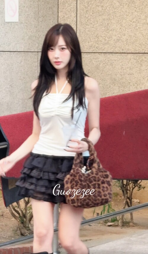 Gvkb1EaWMAAr2CG62e5f8e1b81b725b