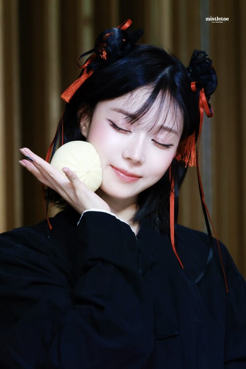 Gvtms0XbsAMorBY95b25f2d980a0f8a