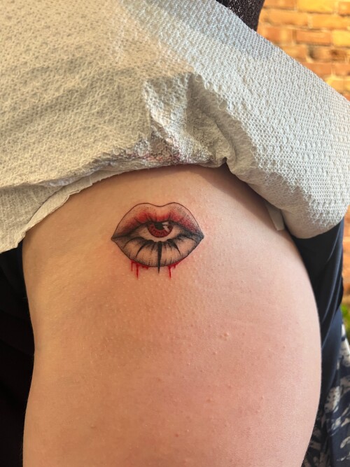 Gw1hwufa0AAlr8m7b69f1976d9a5939