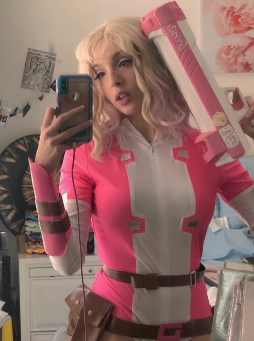 Gwenpool 1
