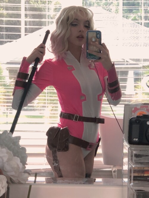 Gwenpool 2