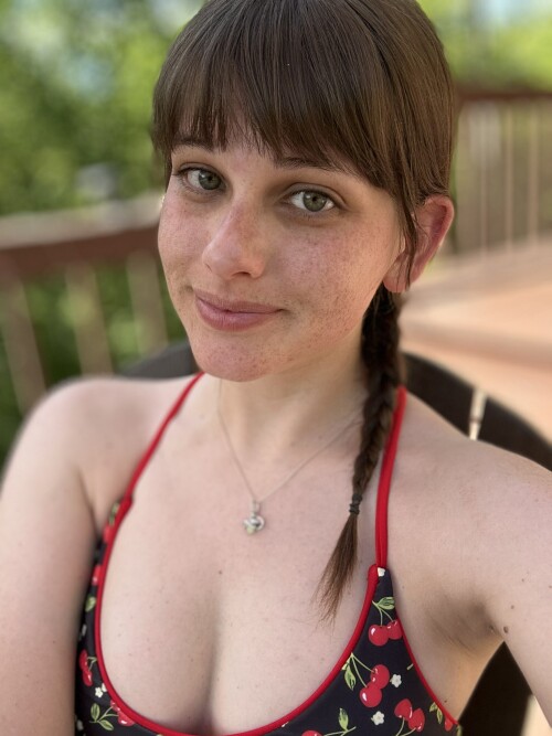 Gwlwmo1XYAAwqYr346a7f70f381c228