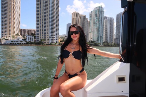 GwvWIhNWEAMRMU f93382709967813c