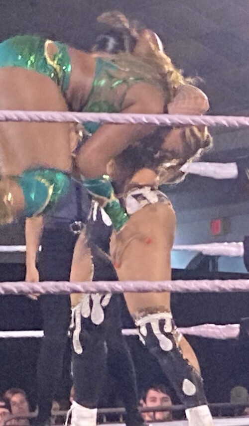 Gwvq0zFWIAAmB5Wf80861e5ce2a5b36