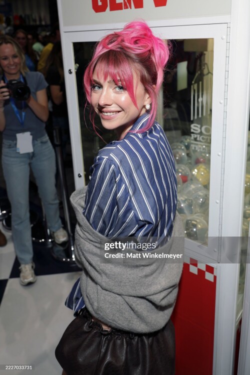 Gwvq IQWMAADNNd1e4024a56755dbad