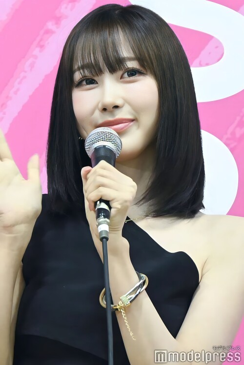 Gx8s4VjbwAAPs-B758073f05b38248c