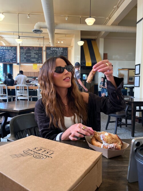 Gy0Qr84XsAAZeq ac08cf8c13e88e94