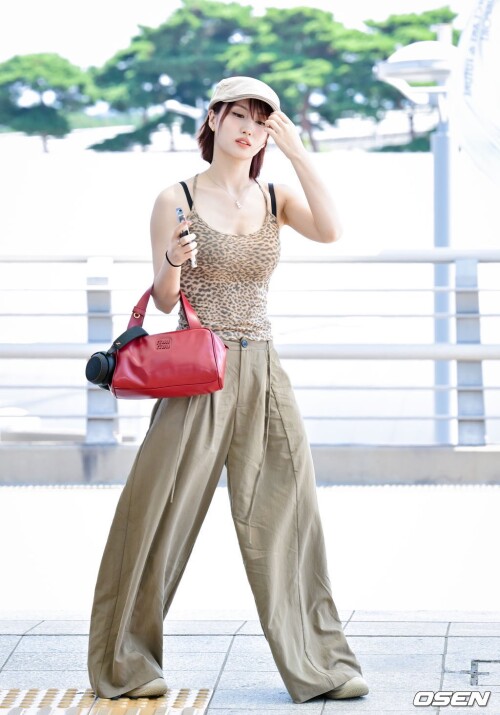 Gy2ZpnxbsAA8kcv800e4fc9af06d0a4